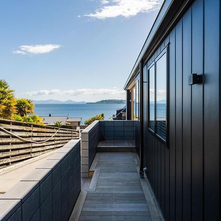 Lakeview Terrace - Taupo Holiday Home Extérieur photo