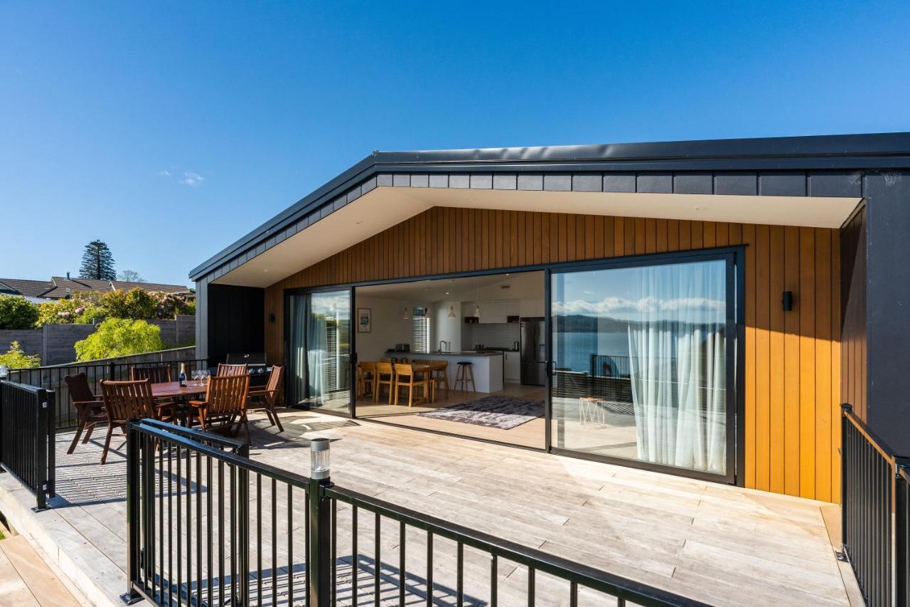 Lakeview Terrace - Taupo Holiday Home Extérieur photo