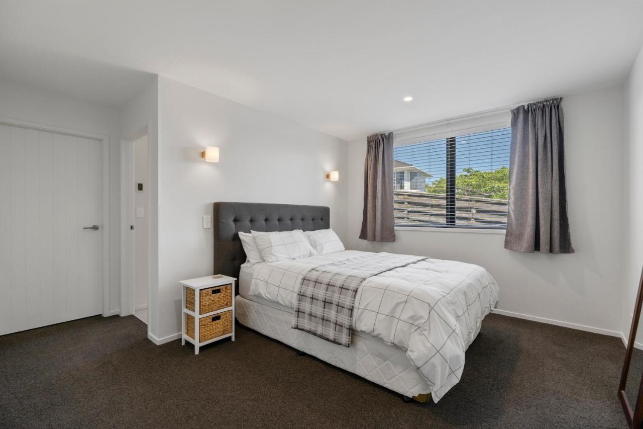 Lakeview Terrace - Taupo Holiday Home Extérieur photo